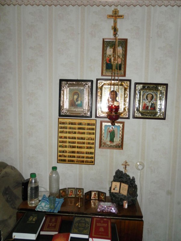 Иоанн Крестьянкин в келье