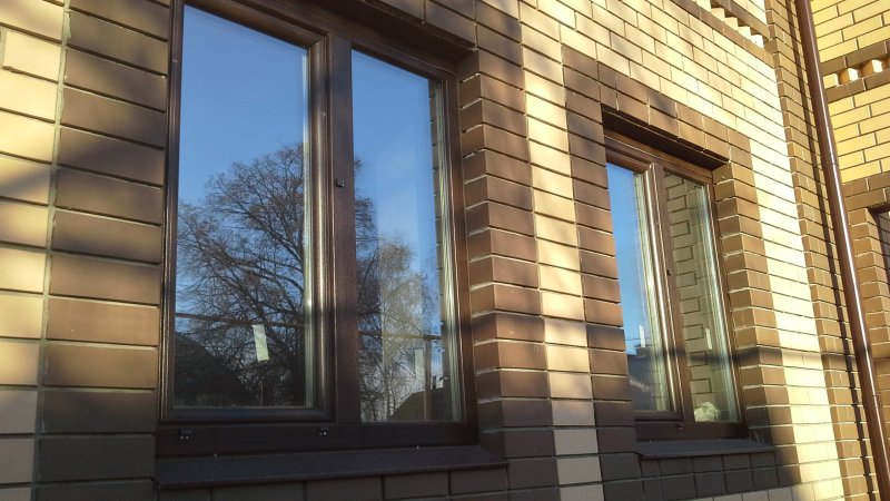 Rehau Brilliant 70