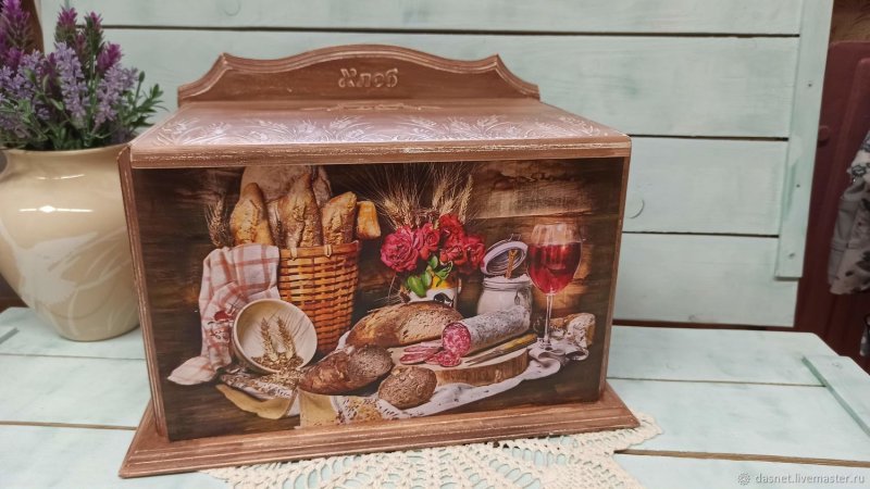 Хлебница деревянная Bread