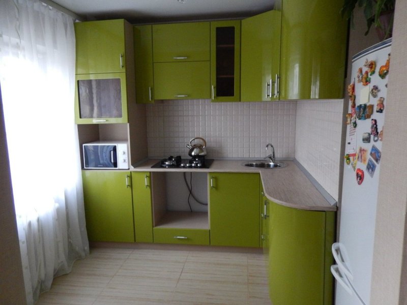 Кухонный гарнитур для маленькой кухни 5 кв м