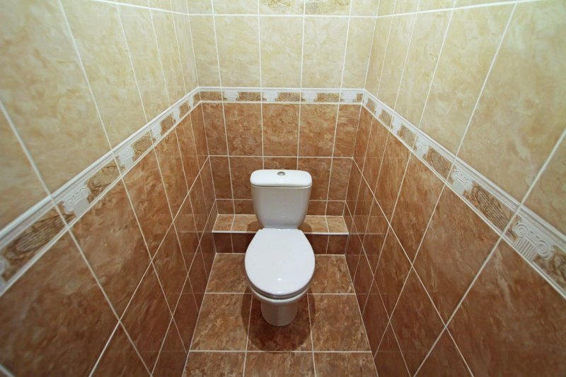 Отделка ванной и туалета плиткой