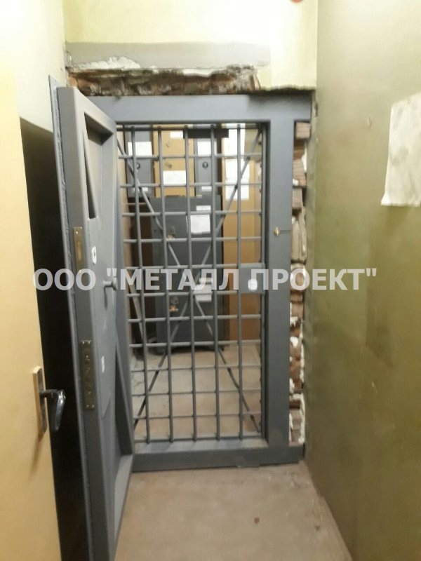 Двери КХО комната хранения