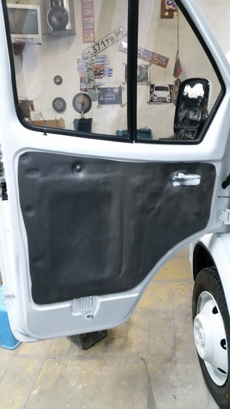 Шумоизоляция дверей Газель Некст