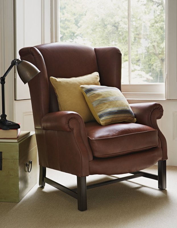 Кресло Wingback Chair