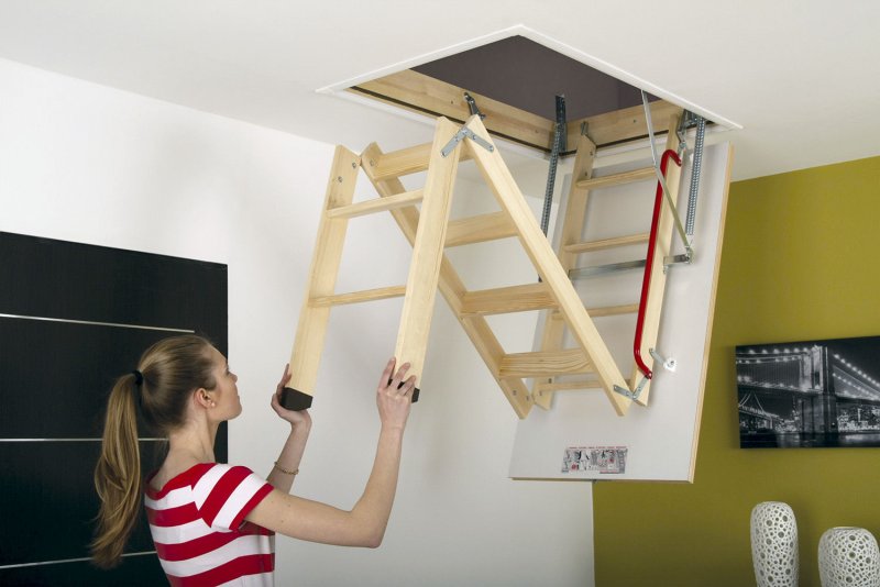 Чердачная лестница Fakro LWT 70x130x305