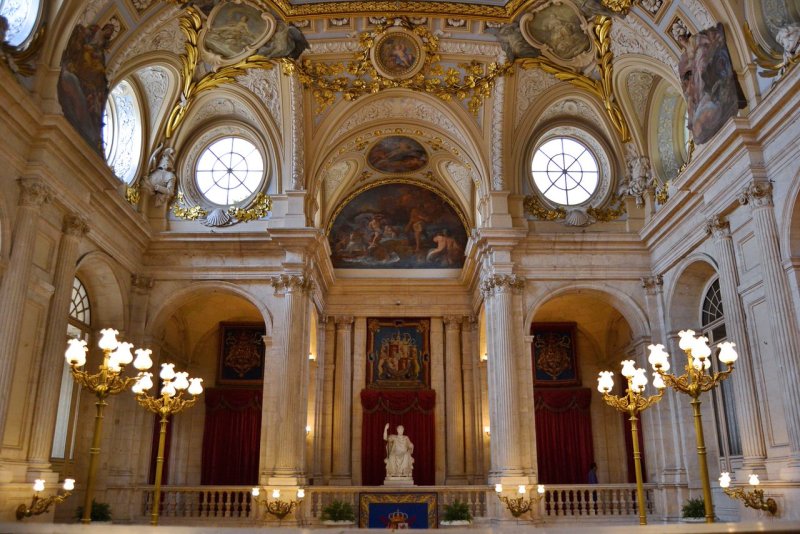 Королевский дворец Palacio real.
