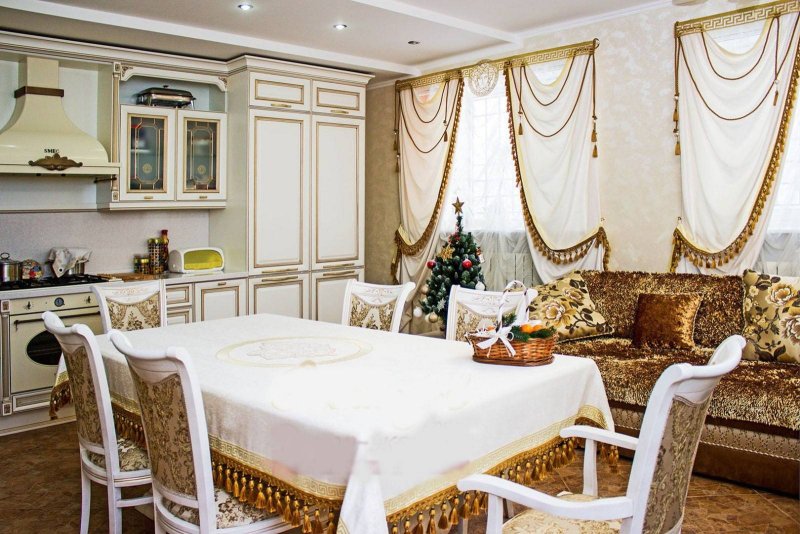 Шторы для светлой кухни