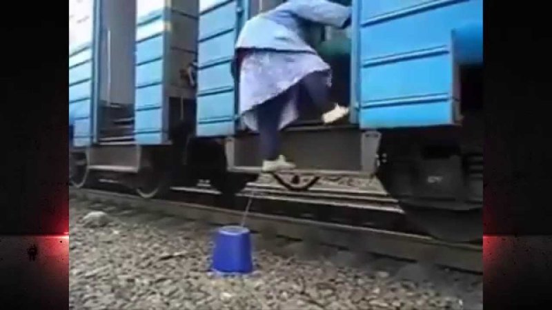 Электричка ступеньки