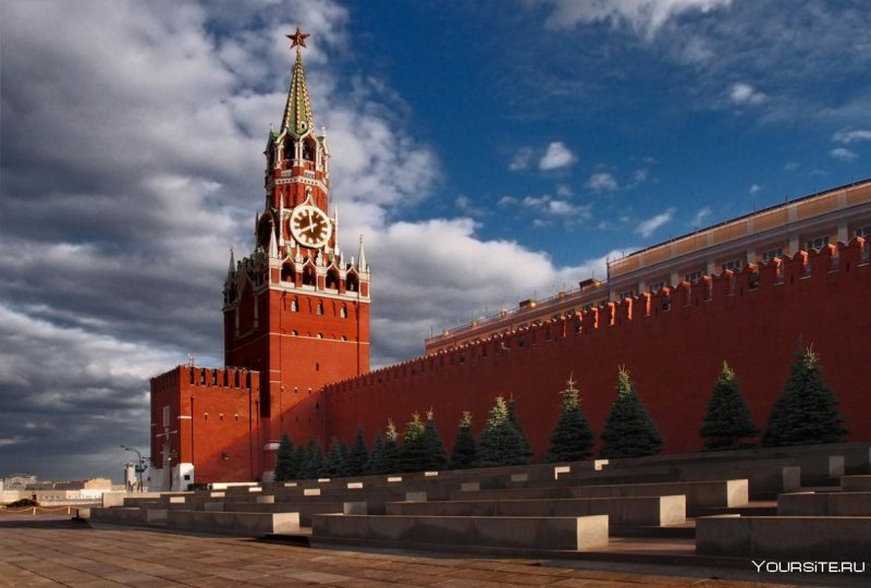 Красная стена (67 фото)