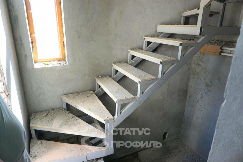 Лестница из профильной трубы 100х50 чертеж
