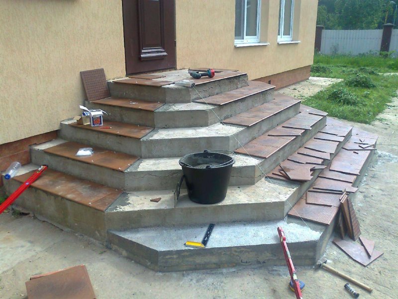 Ступеньки для крыльца из бетона