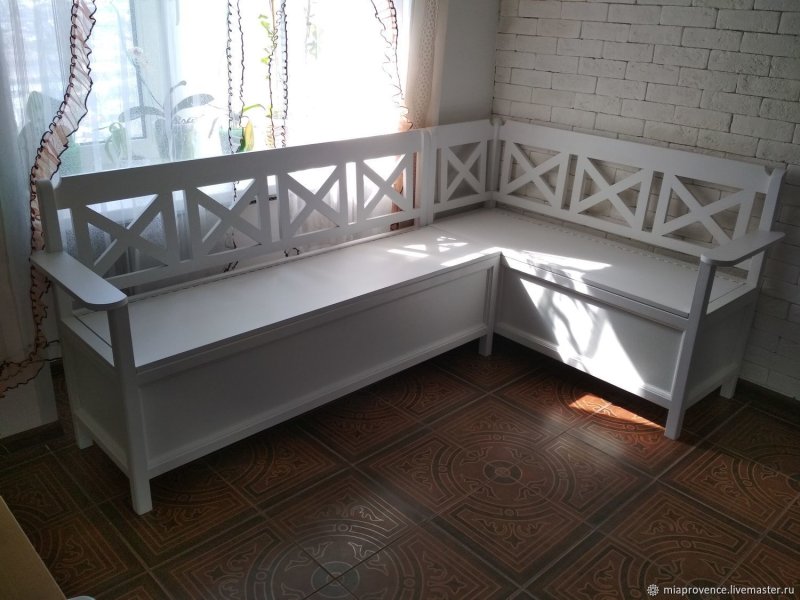 Скамья угловая с полкой 110
