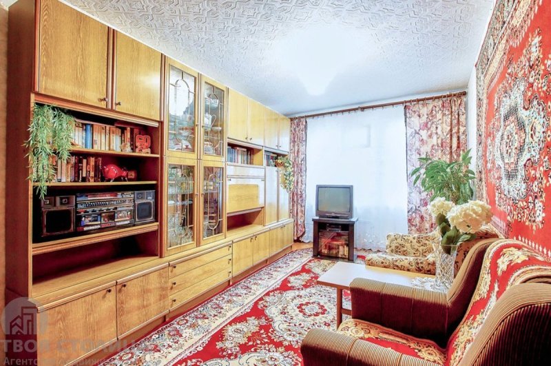 Стенка из 80-х