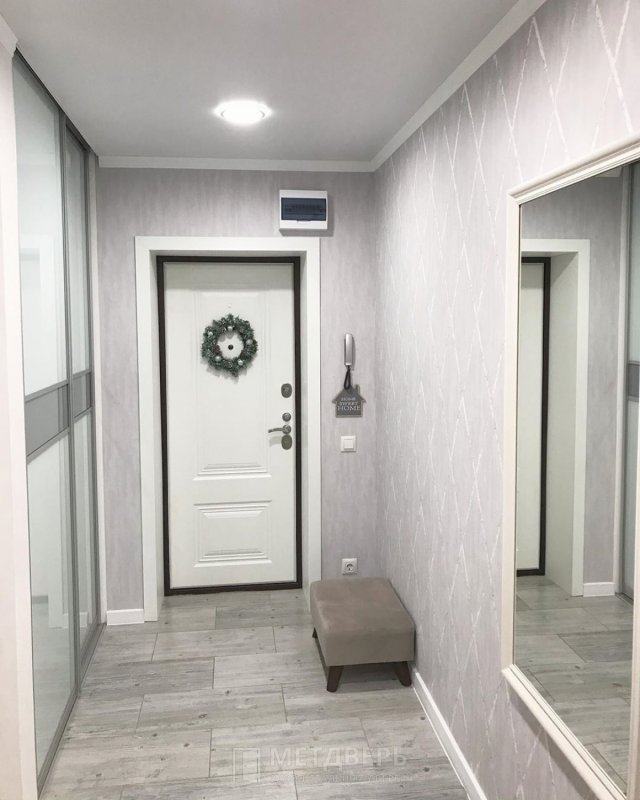 Прихожая в пудровом цвете