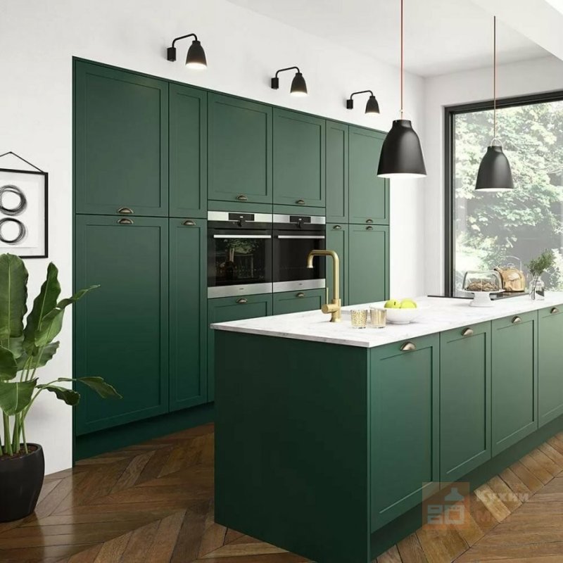 Серо зеленая кухня в интерьере