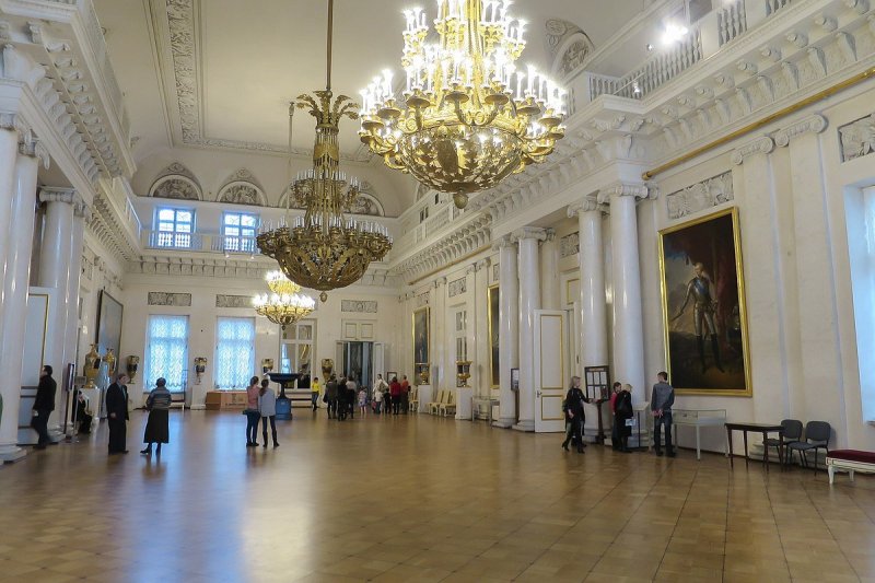 Эрмитаж Золотая гостиная