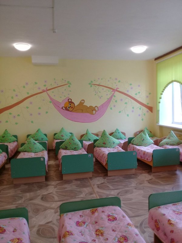 Стены в детском саду