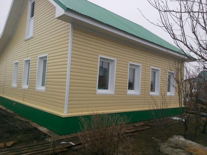 Обшивка домов профнастилом