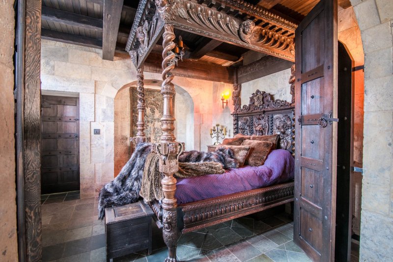 Stone Hall Castle Канада