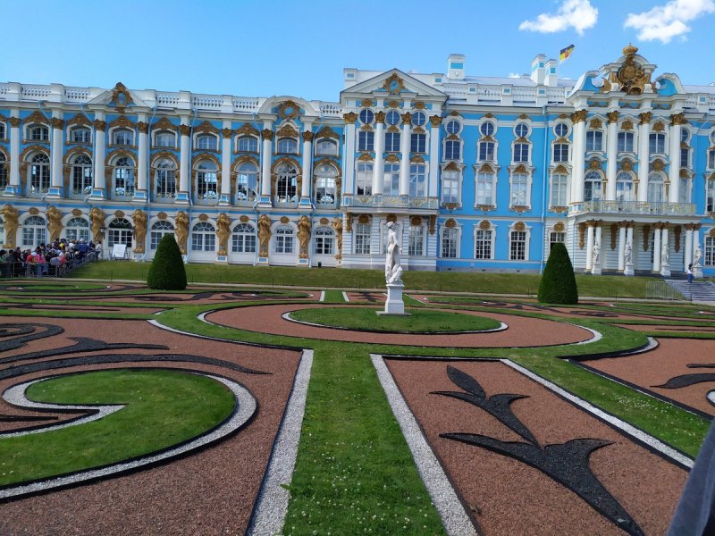 Екатерининский дворец Петергоф Екатерининский