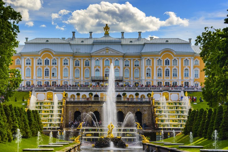 Екатерининский дворец в Санкт-Петербурге большой зал