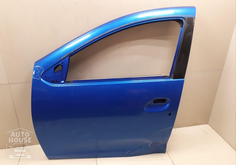 Дверь Renault Logan 1