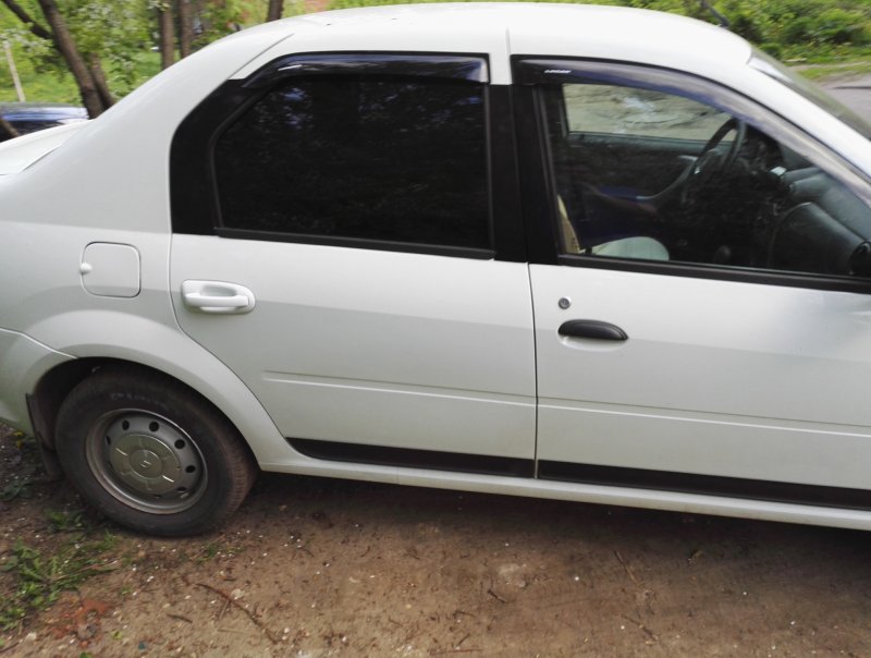 Renault Logan пленка