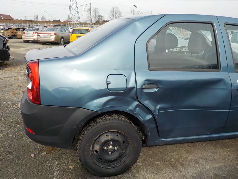Дверь левая Renault Logan 1