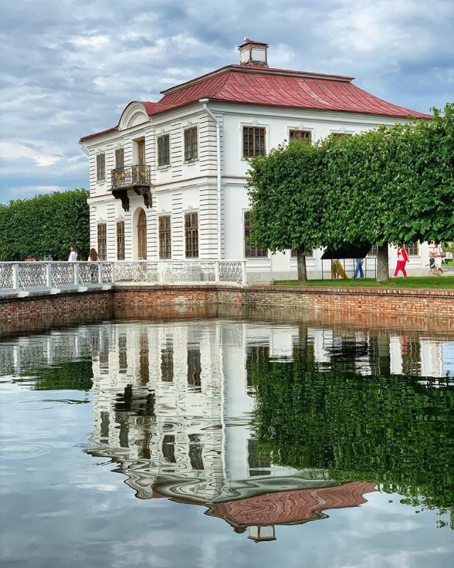 Дворец Марли в Петергофе