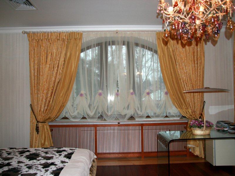 Короткая тюль в гостиную