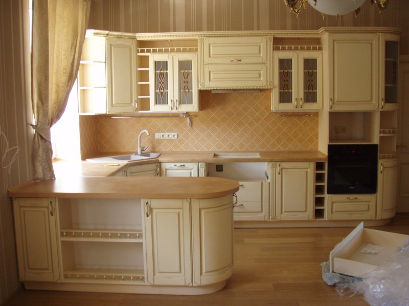 Классические кухни из МДФ патина