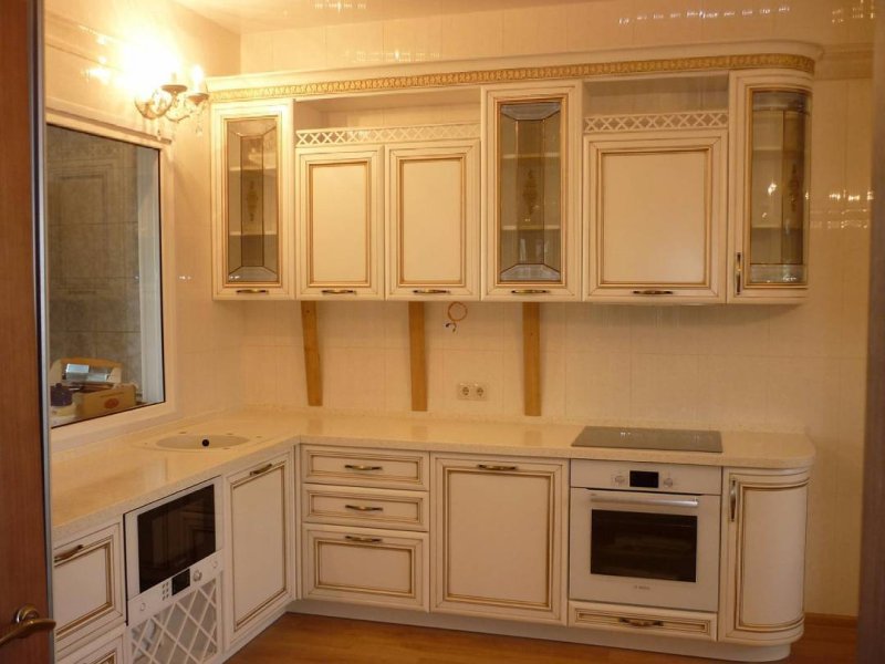 Кухонный гарнитур с патиной