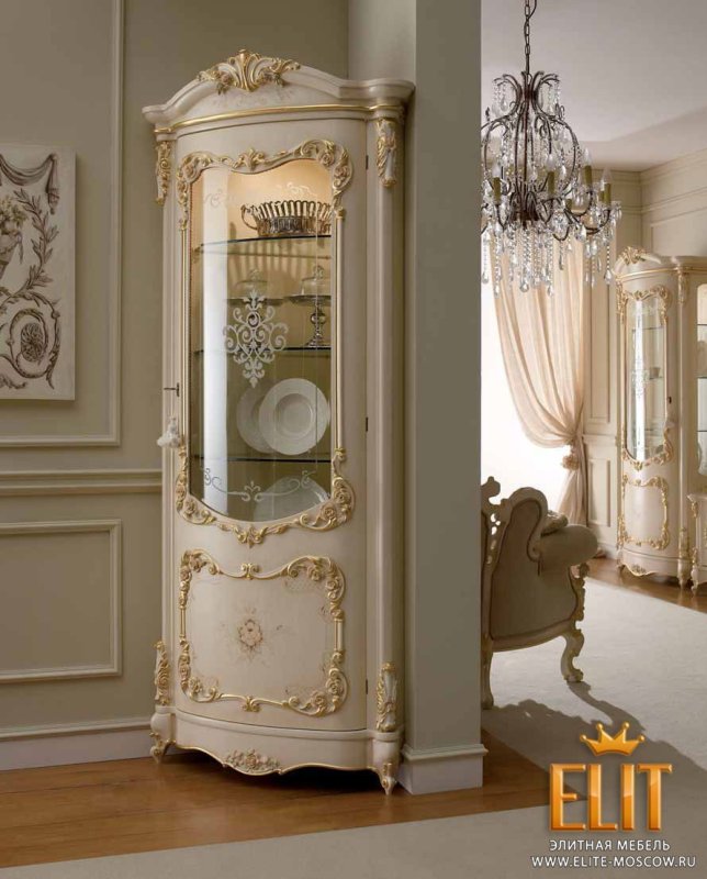 Royal am Ghezzani витрина az.624