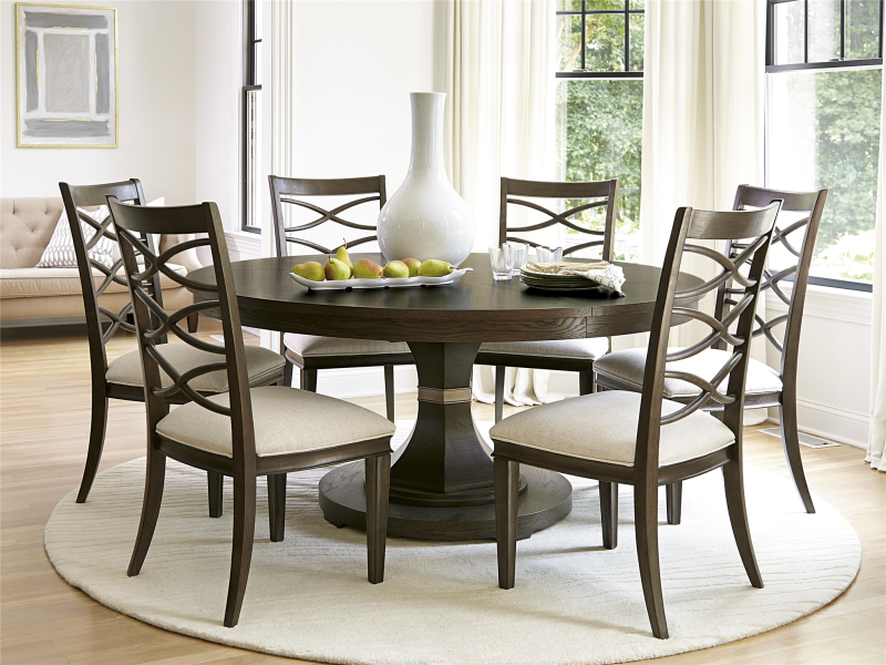 Round Dining Table a482