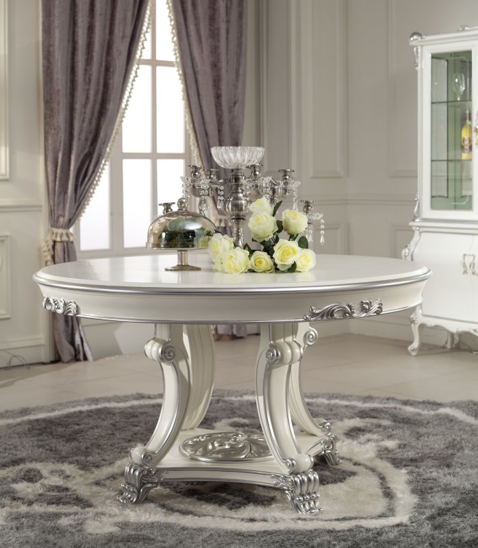Round Dining Table a482