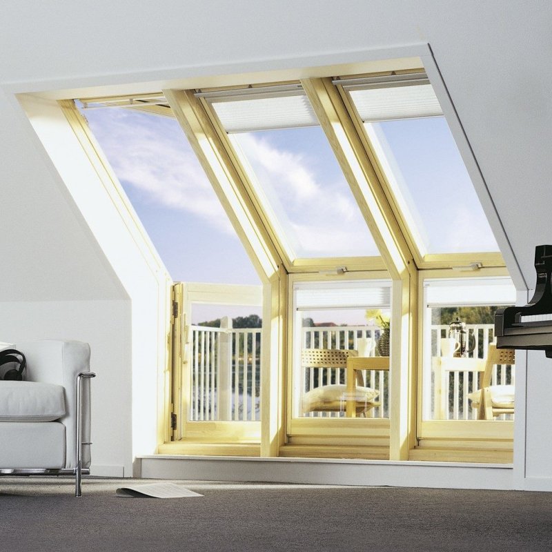 Мансардное окно Velux