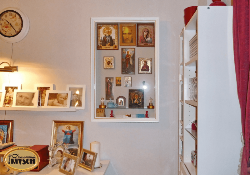 Иконостас в интерьере