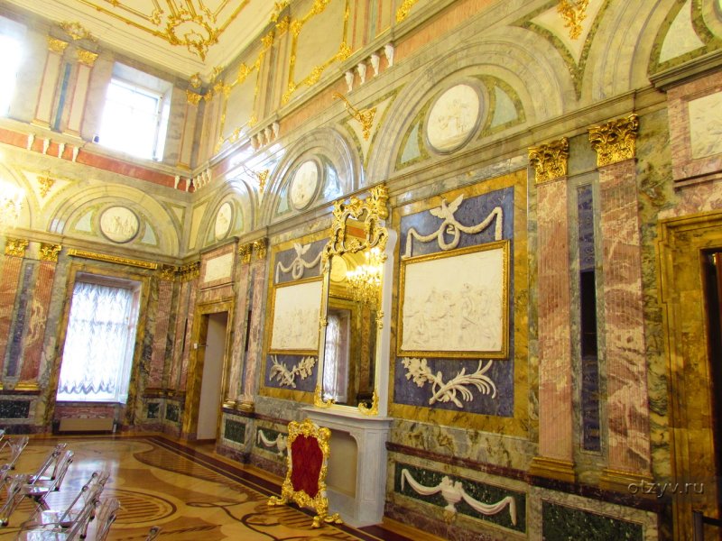 Мраморный зал мраморного дворца