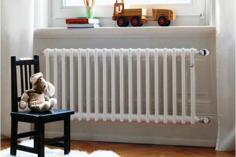 Zehnder Charleston 3037 боковое