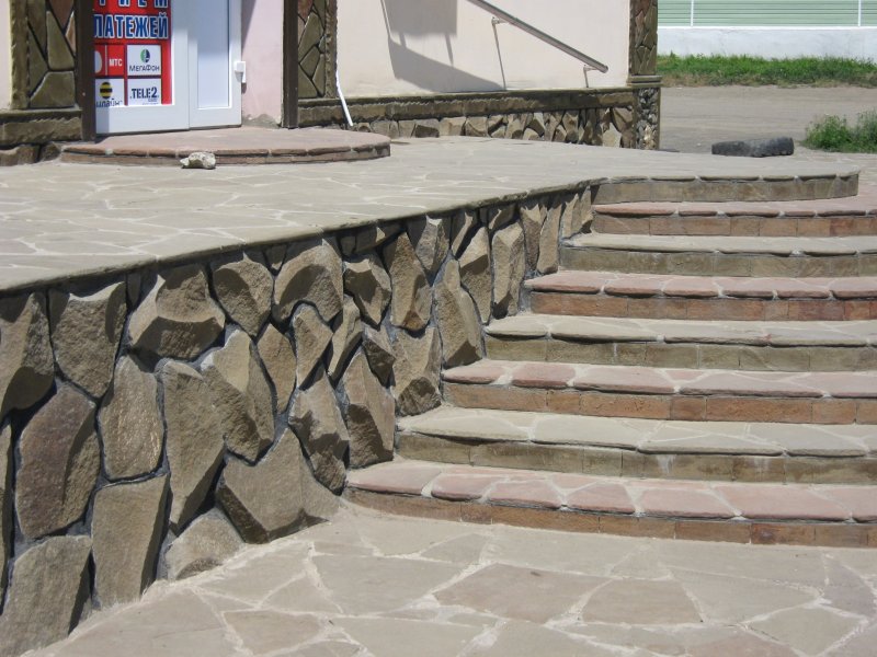 Песчаник камень для ступеней