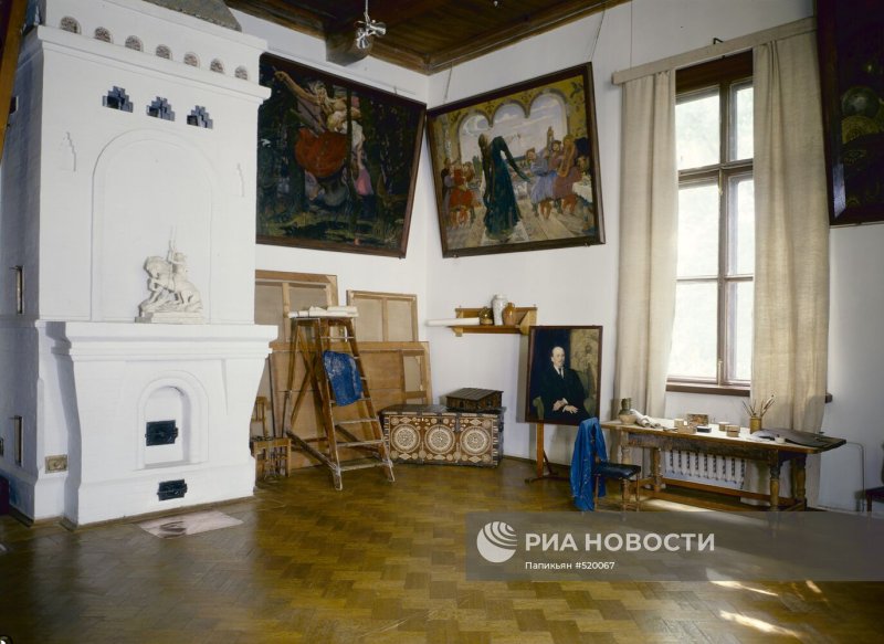 Переулок Васнецова 13