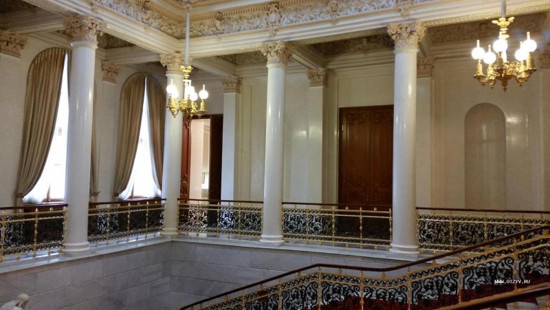 Шуваловский дворец в Санкт-Петербурге музей Фаберже