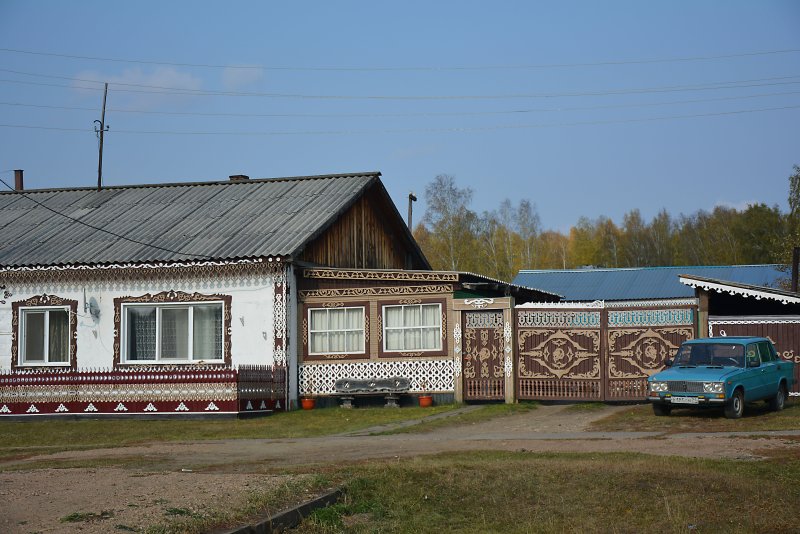 Деревенский двухквартирный дом