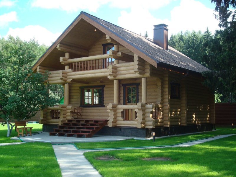 Постройки из оцилиндрованного бруса