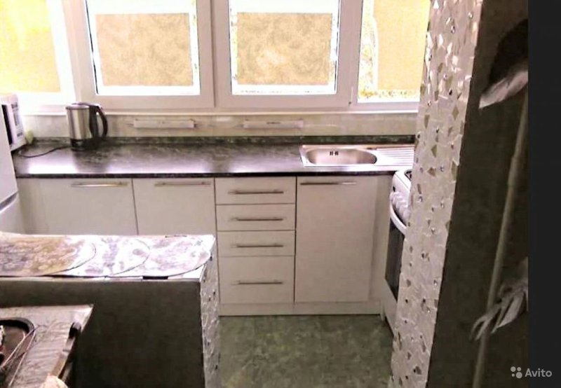 Кухня с панорамными окнами