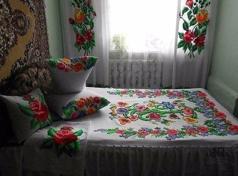 Вышивка в интерьере