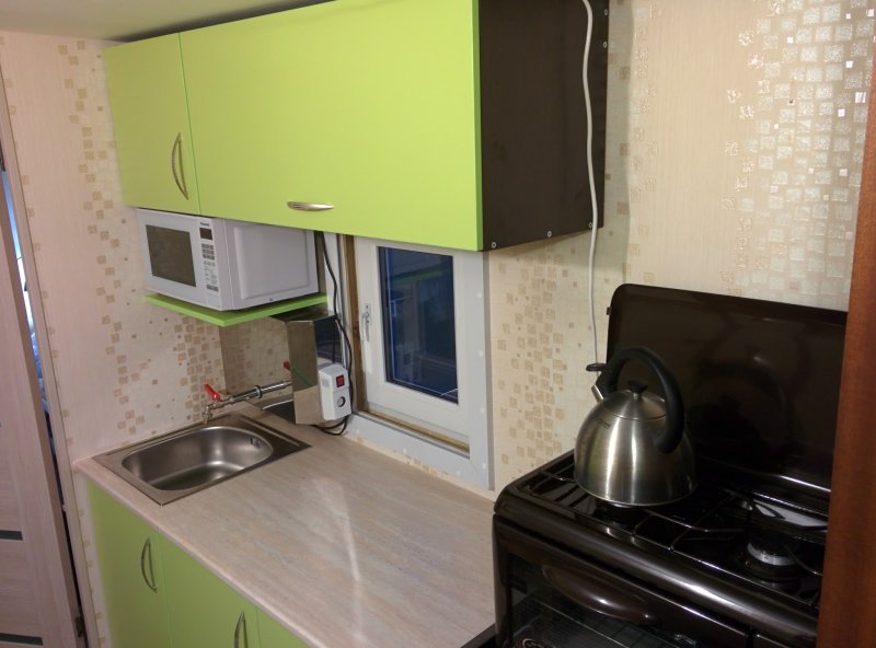 Микроволновка на кухне в хрущевке