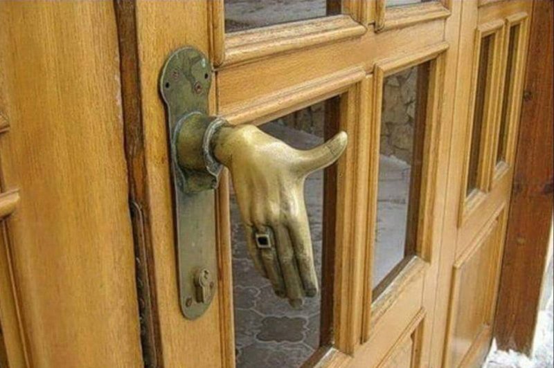 Прикольные двери
