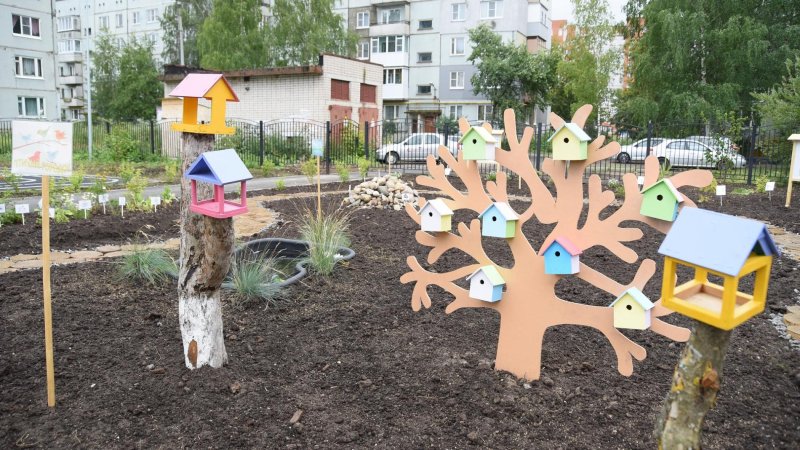 Магазин на участке детского сада