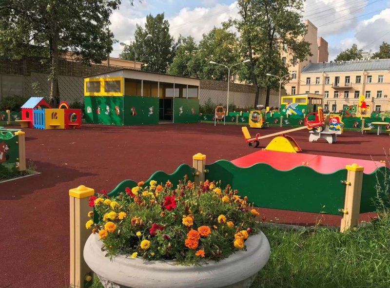 Озеленение территории детского сада